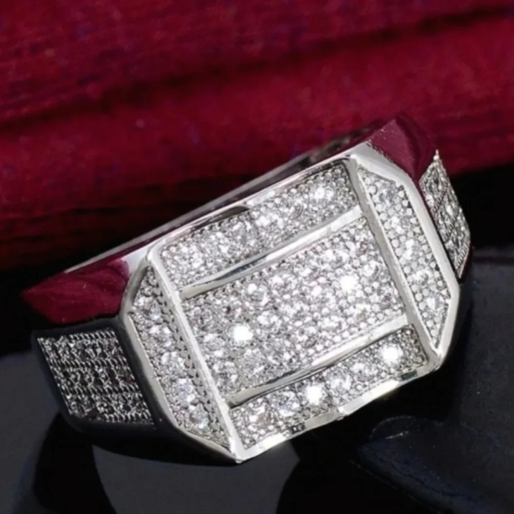 Classic Men's Ring with Geometric Design and Diamond Accents Sz 11